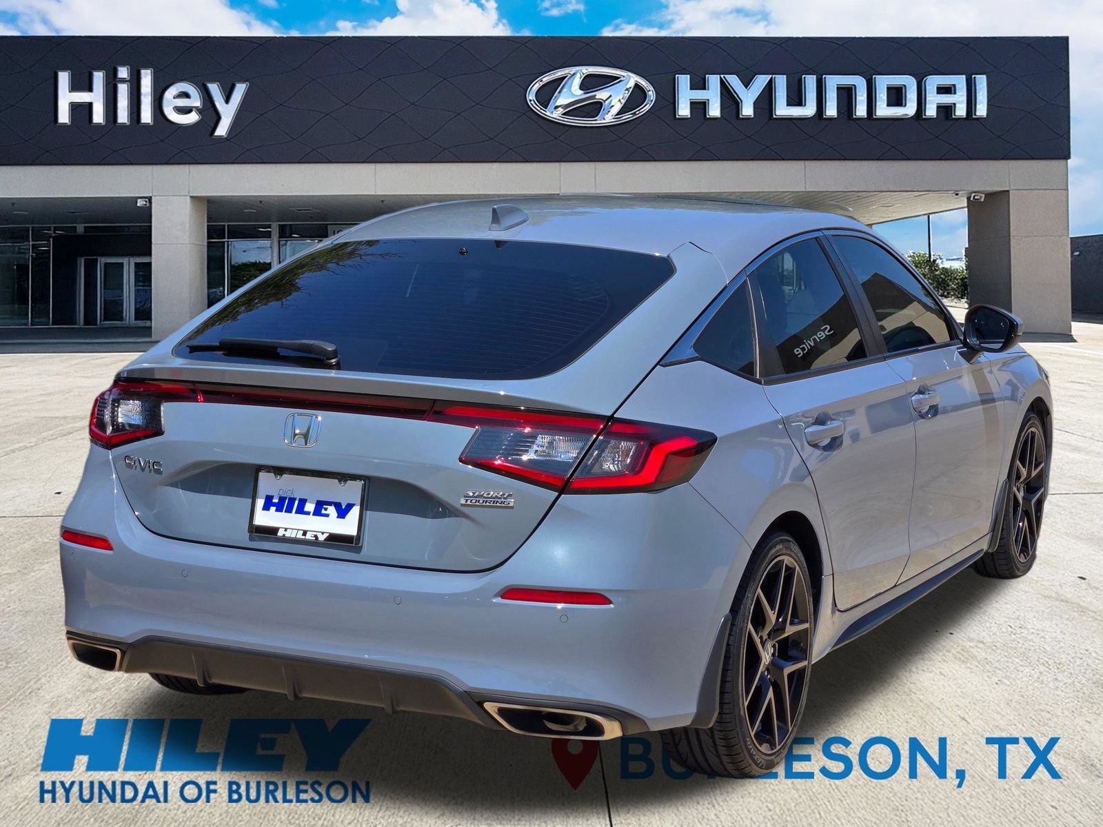 Used 2024 Honda Civic Sport Touring image 4