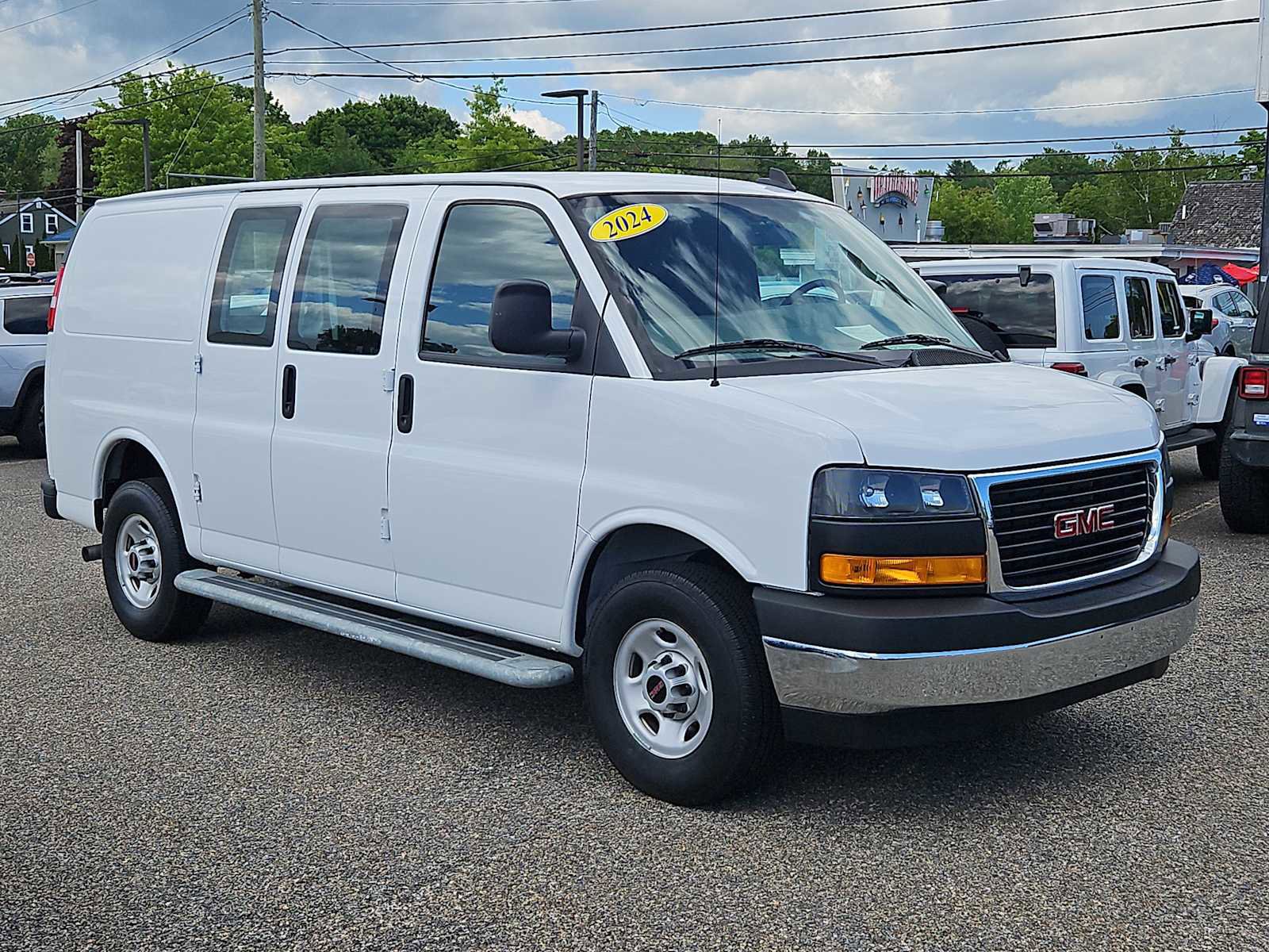 Used 2024 GMC Savana 2500 w/ Driver Convenience Package RWD image 11