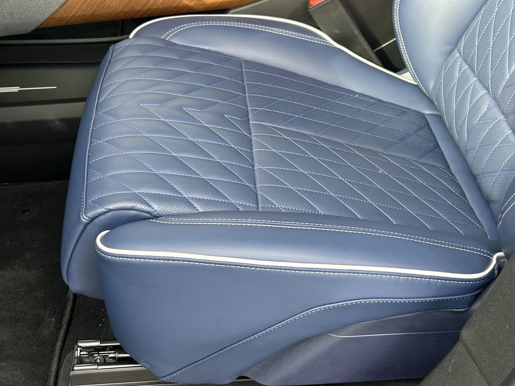 New 2026 Cadillac Vistiq Premium Luxury image 20