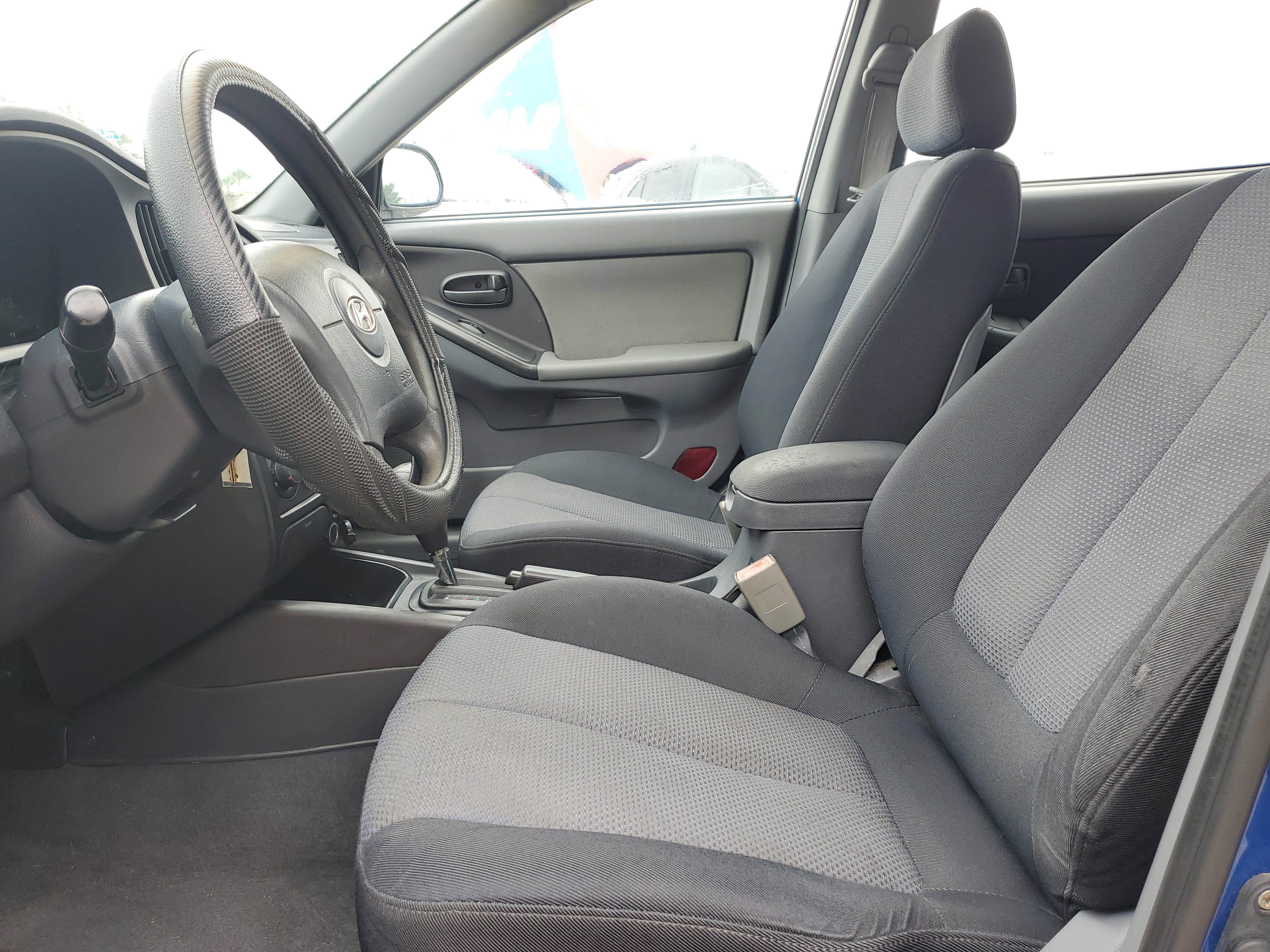 Used 2005 Hyundai Elantra GLS FWD image 14