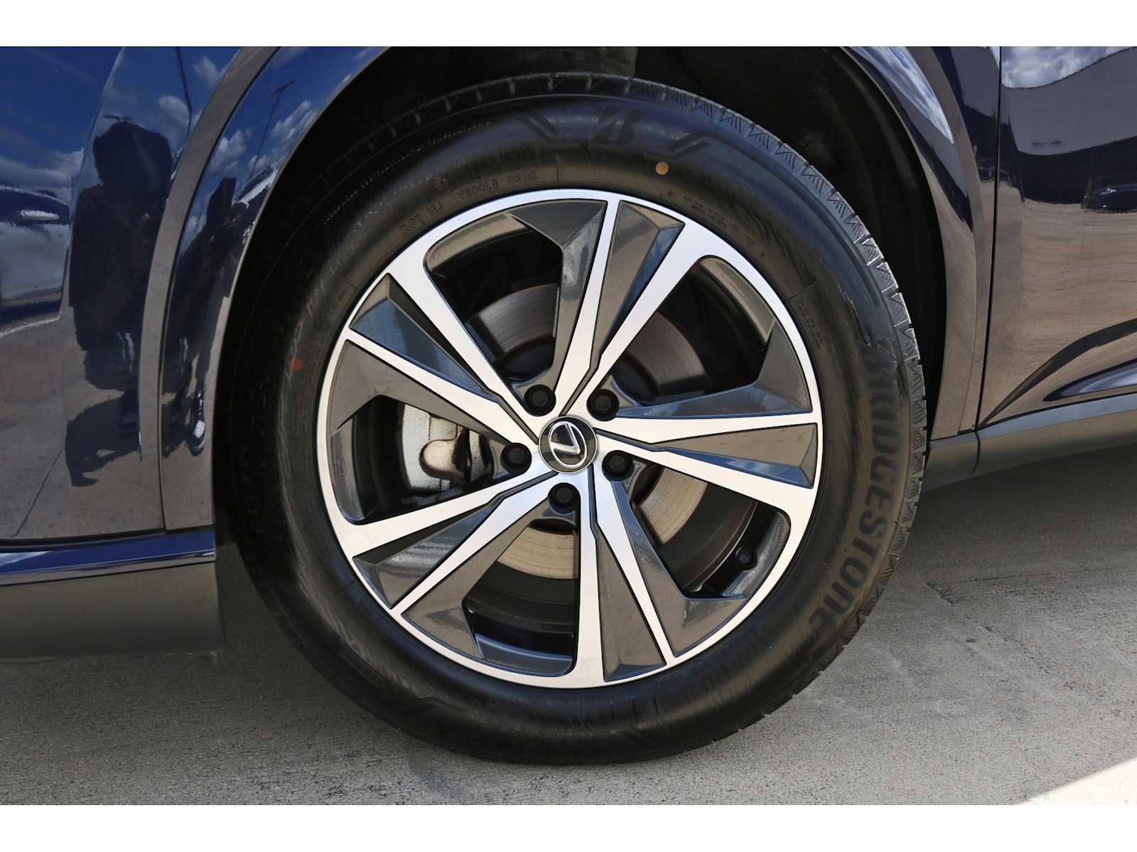 Used 2024 Lexus RX 350 Premium w/ Cold Area Package FWD image 29