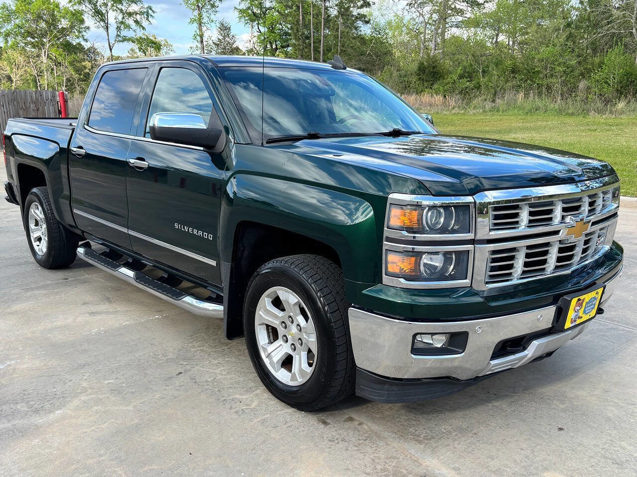 Used 2015 Chevrolet Silverado 1500 LTZ Z71 w/ LTZ Plus Package image 1