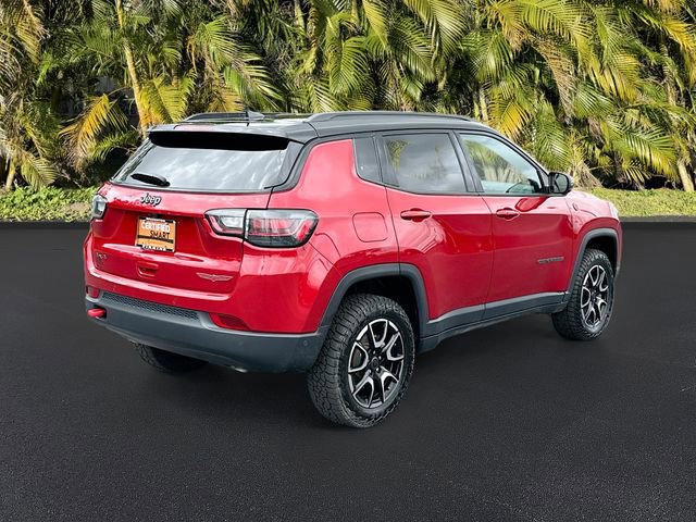 Used 2025 Jeep Compass Trailhawk w/ Trailhawk Elite Group image 5