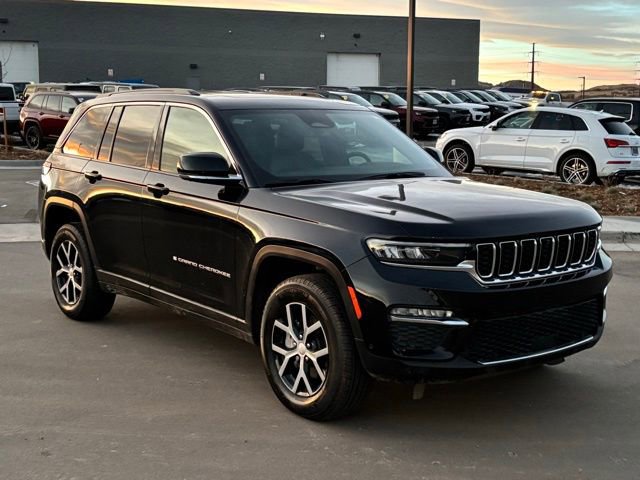 Certified 2025 Jeep Grand Cherokee Limited w/ Luxury Tech Group II image 14