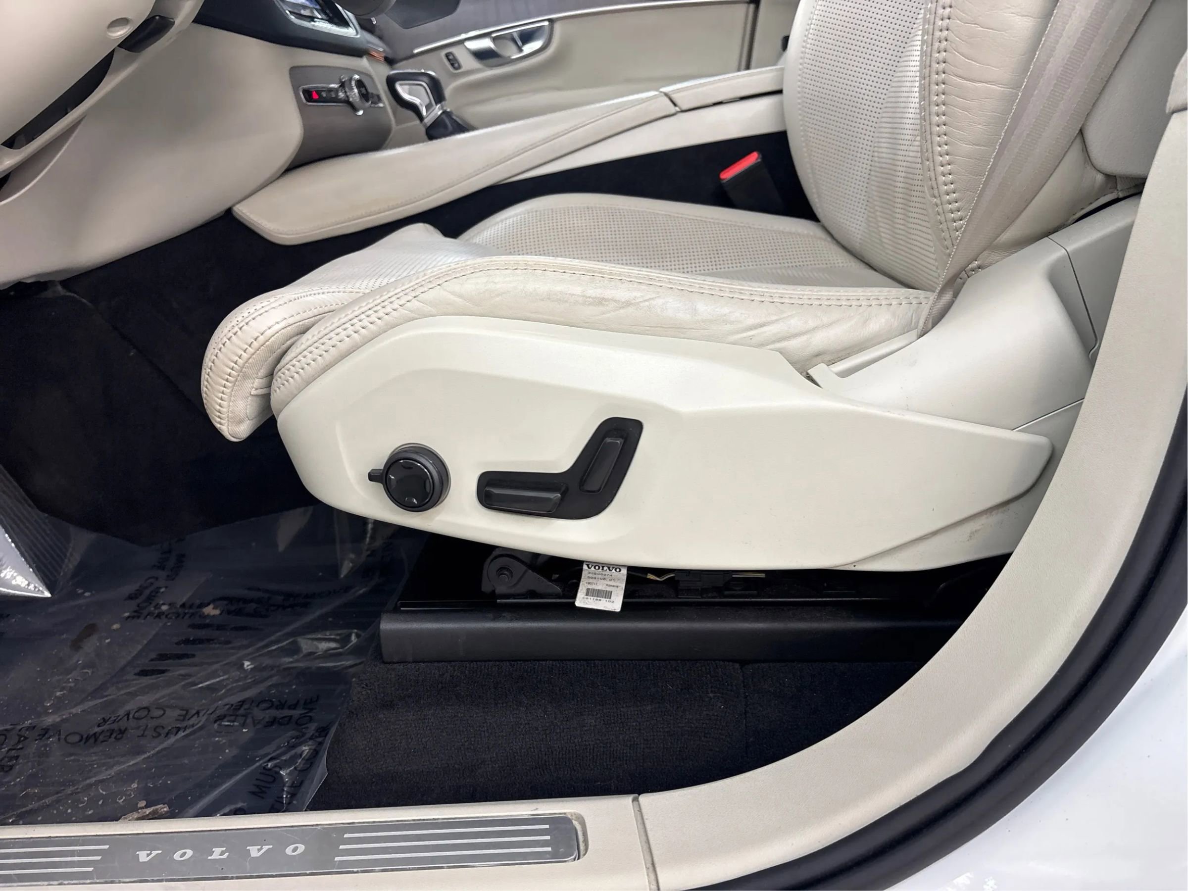 Used 2020 Volvo XC90 T6 Inscription w/ Protection Package AWD/4WD image 25