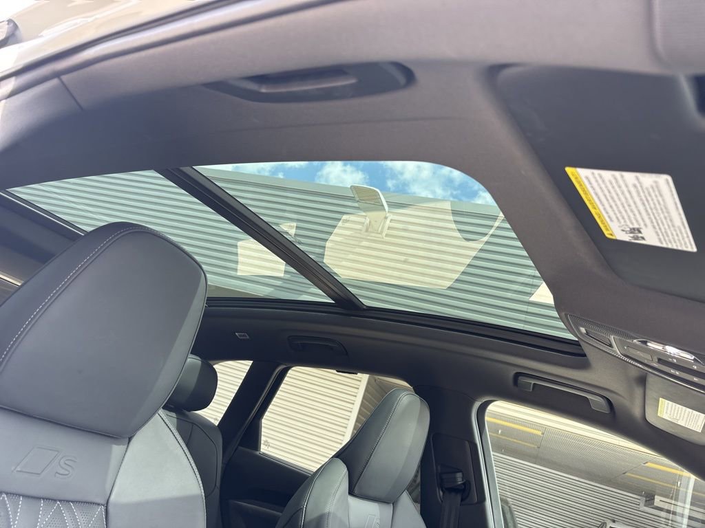 Certified 2025 Audi SQ5 Premium Plus w/ Premium Plus Package image 18