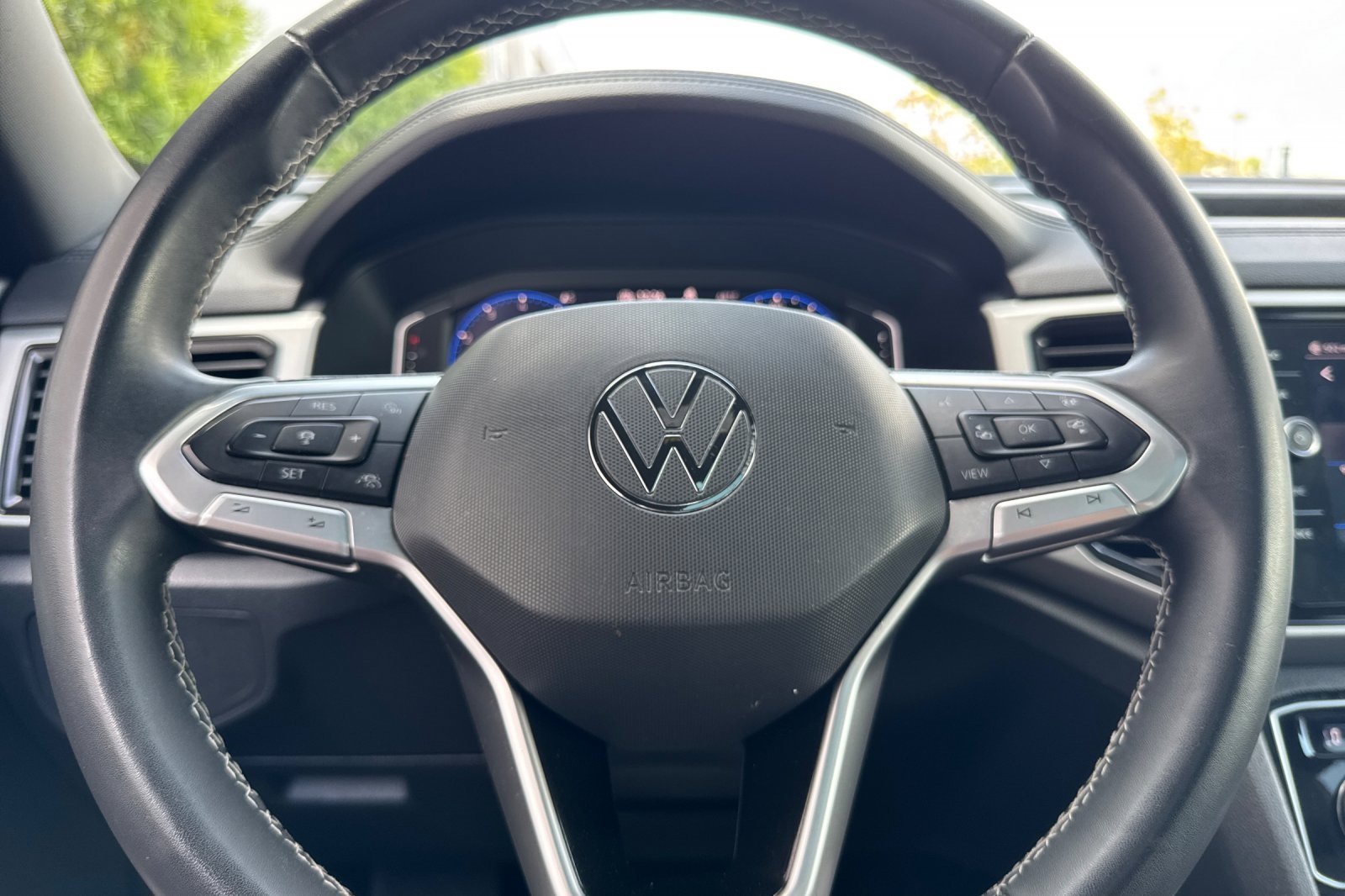 Used 2021 Volkswagen Atlas Cross Sport SEL image 24