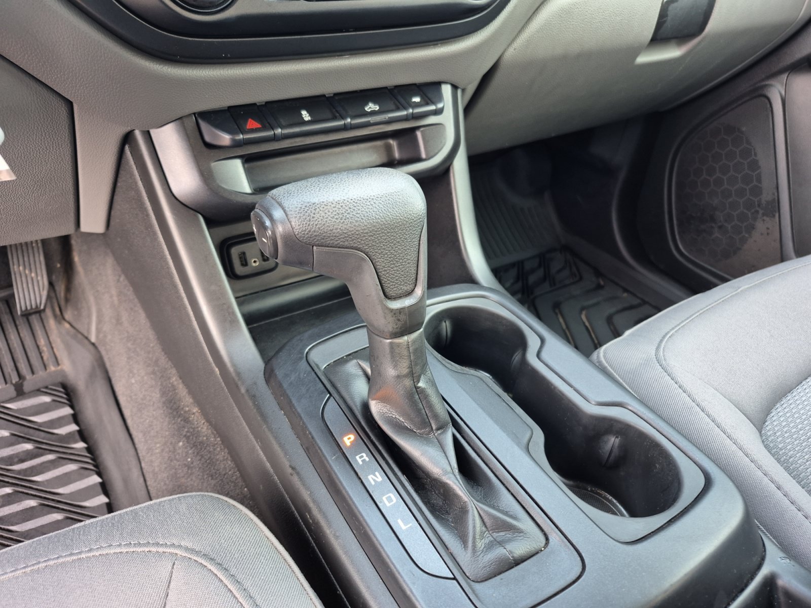 Used 2020 GMC Canyon 2WD Crew Cab w/ Convenience Package image 12