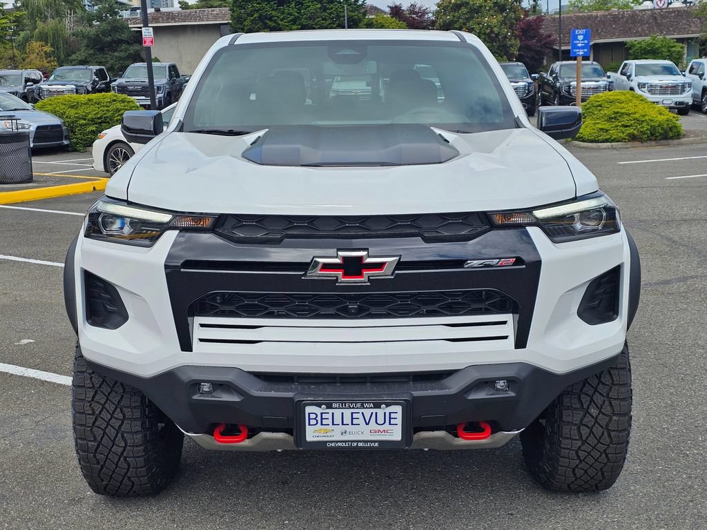 New 2026 Chevrolet Colorado ZR2 w/ Technology Package AWD/4WD image 8