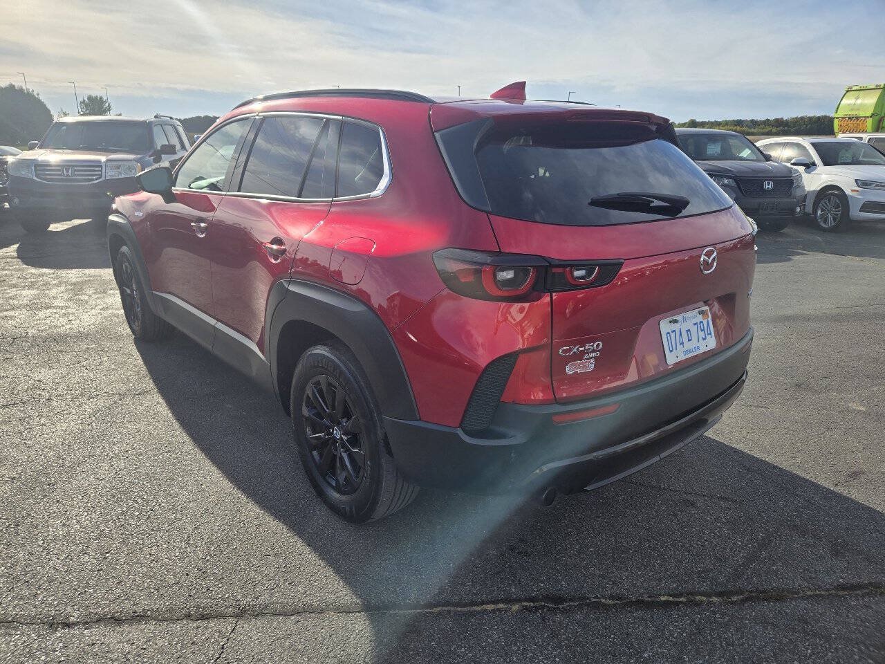 Used 2025 MAZDA CX-50 AWD 2.5 Hybrid w/ Premium Pkg image 5