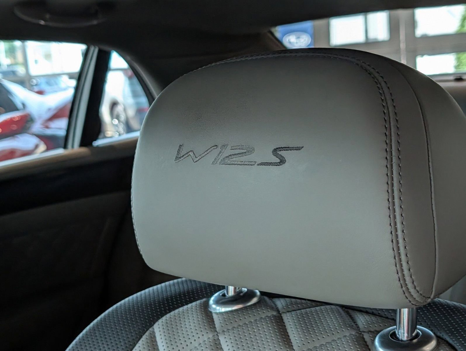 Used 2017 Bentley Flying Spur S W12 AWD/4WD image 23
