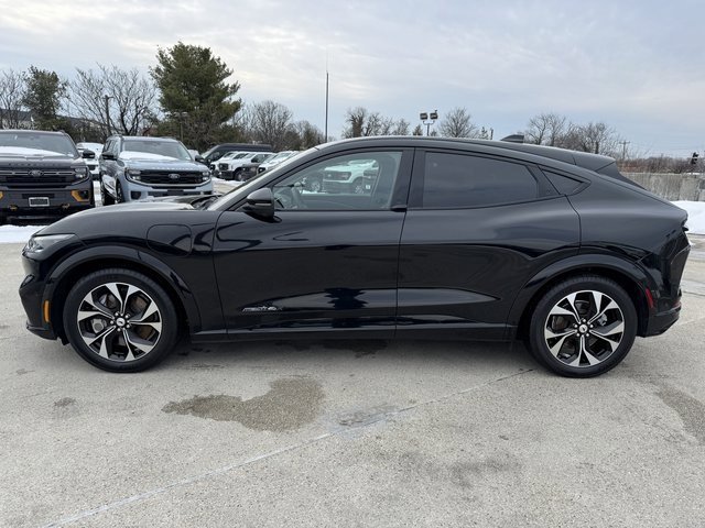 Used 2021 Ford Mustang Mach-E Premium image 11