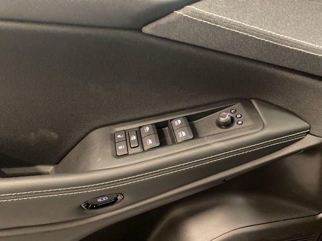 Used 2026 Jeep Cherokee Laredo AWD/4WD image 17