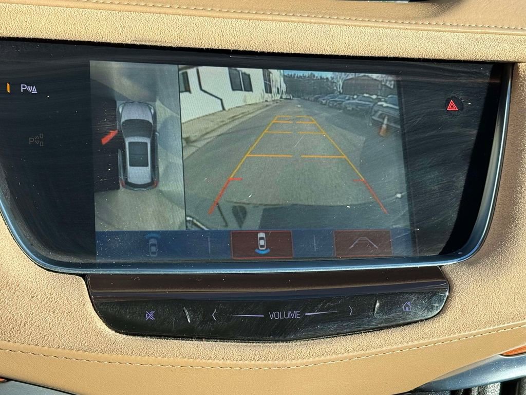 Used 2018 Cadillac XT5 Platinum image 7