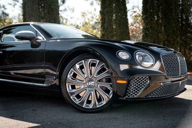 Used 2021 Bentley Continental GT Mulliner image 6