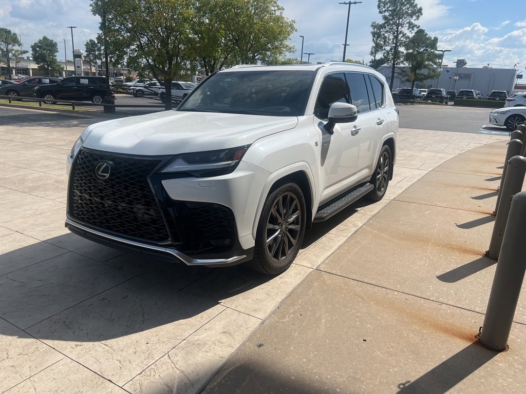 Used 2024 Lexus LX 600 F Sport image 1