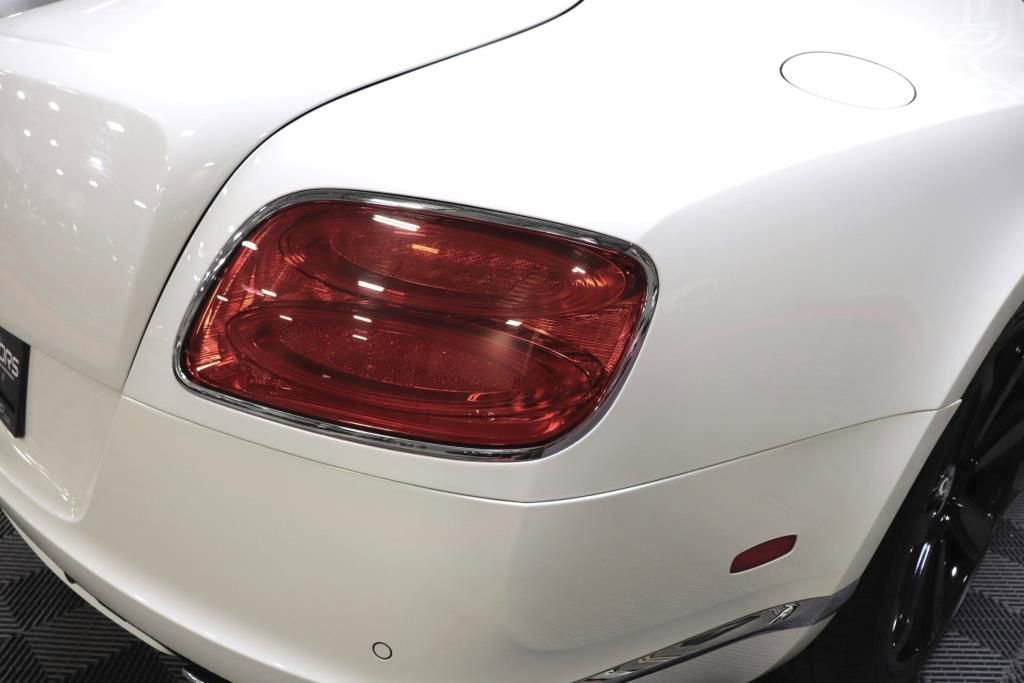Used 2014 Bentley Continental GT image 8