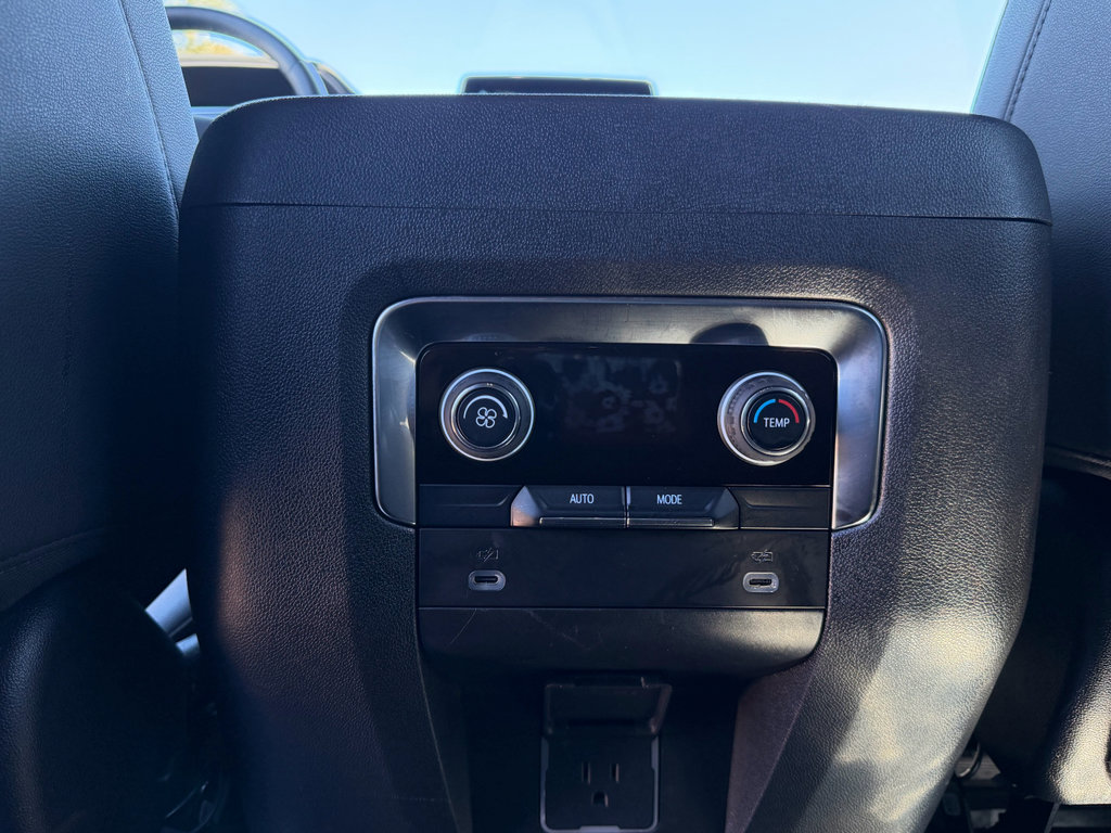 Used 2024 Chevrolet Tahoe LT image 9