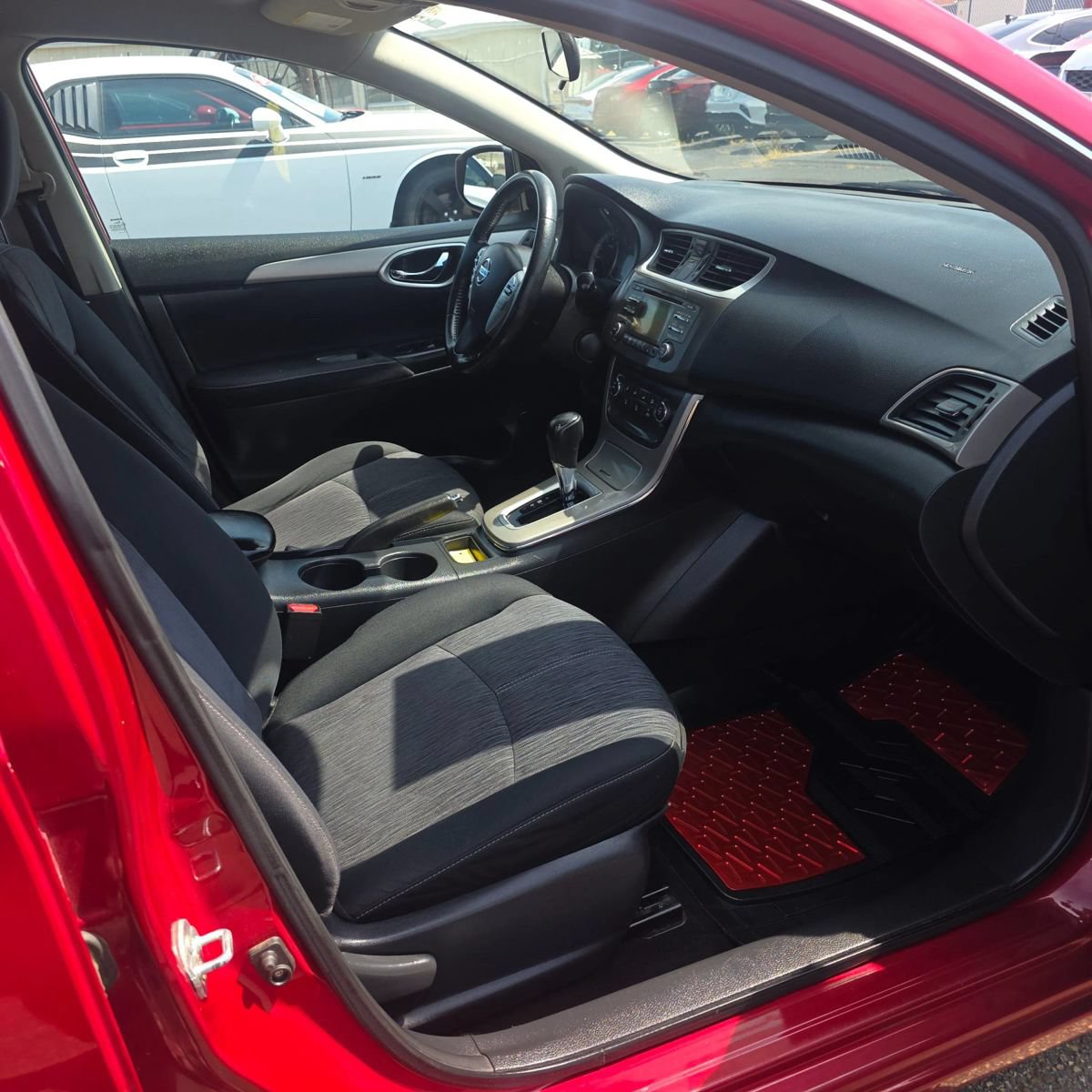 Used 2014 Nissan Sentra SV w/ SV Driver Package FWD image 15