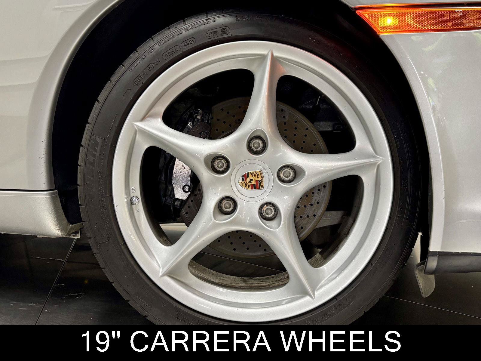 Used 2004 Porsche 911 Carrera RWD image 16