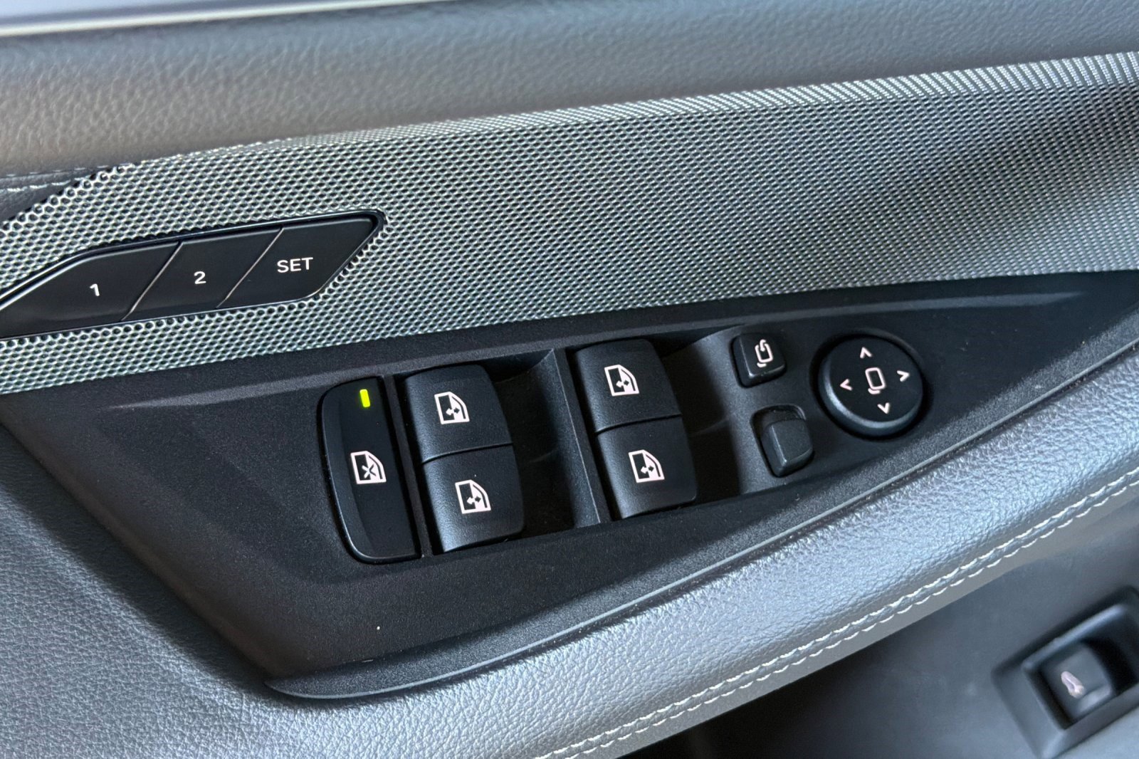 Certified 2023 BMW i4 eDrive35 w/ Parking Assistance Package image 13