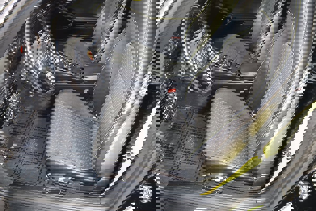 Used 2019 Porsche 911 Carrera T w/ Carrera T Interior Package image 38