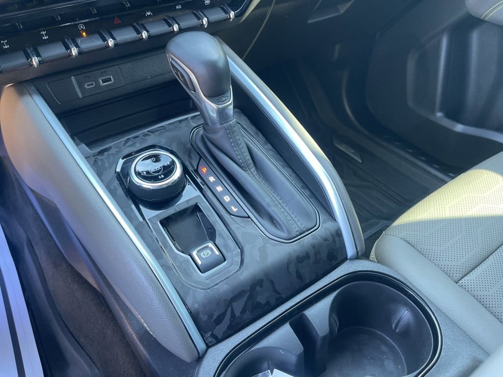 Certified 2025 Chevrolet Colorado ZR2 w/ Technology Package image 38