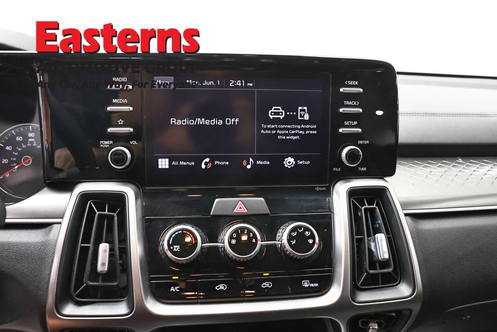 Used 2022 Kia Sorento LX FWD image 11