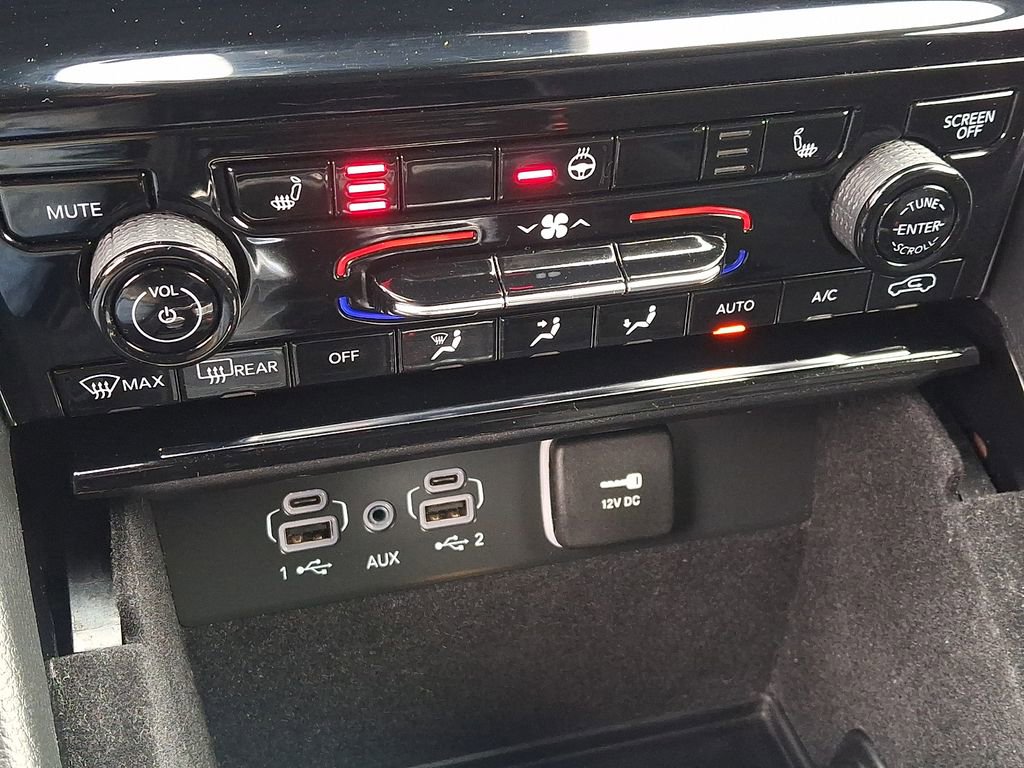 Used 2022 Jeep Grand Cherokee L Limited image 22