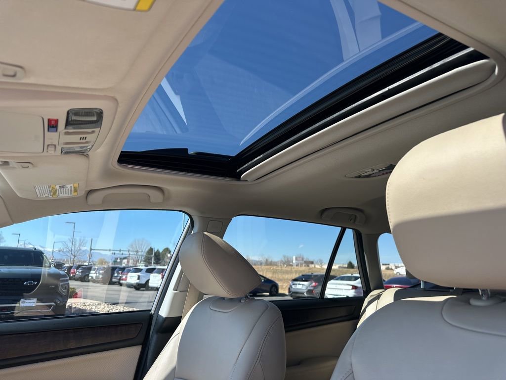 Used 2017 Subaru Outback 2.5i Limited image 16