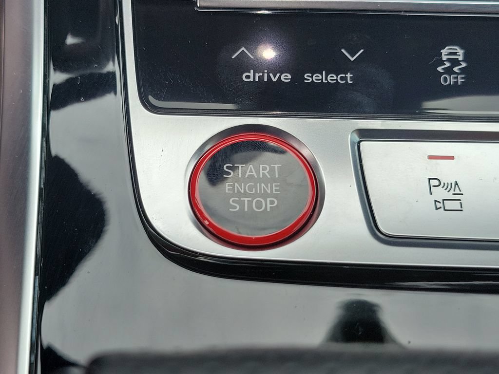 Used 2024 Audi SQ8 Premium Plus AWD/4WD image 30