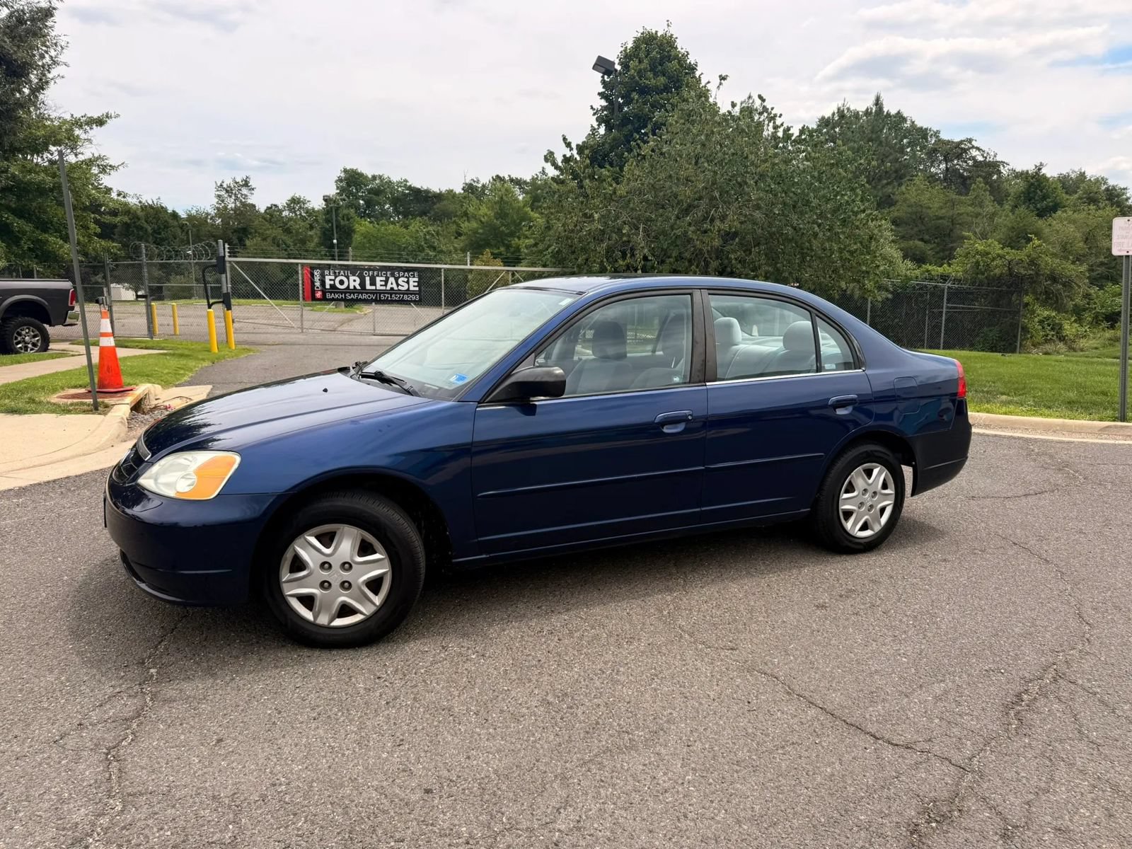 Used 2003 Honda Civic LX image 2