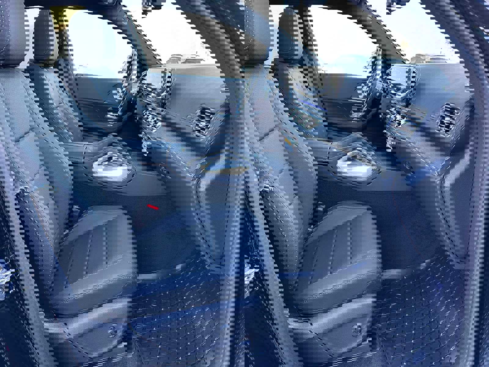 New 2026 Mercedes-Benz GLE 450 4MATIC Coupe image 10