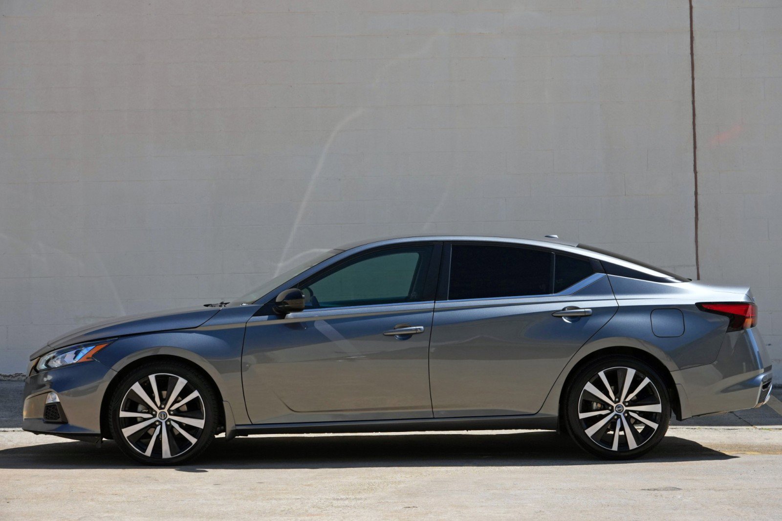 Used 2021 Nissan Altima 2.5 SR AWD/4WD image 8