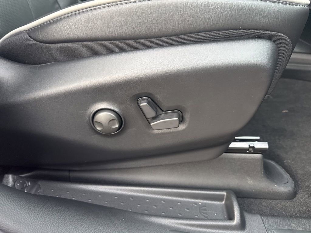 New 2026 Chrysler Pacifica Limited w/ S Appearance Package image 54