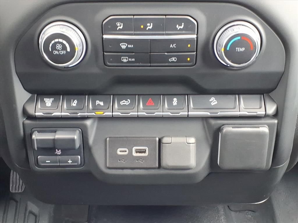 Used 2024 Chevrolet Silverado 3500 W/T AWD/4WD image 23