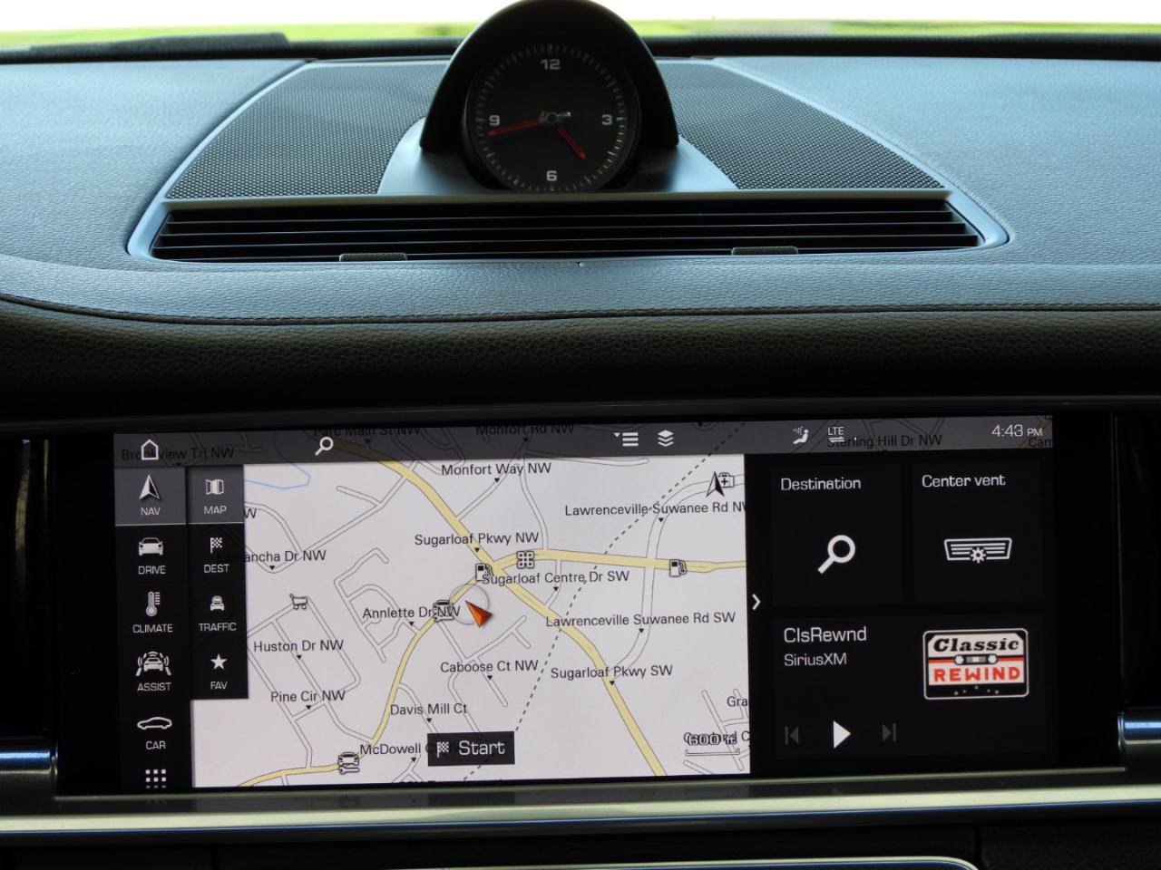 Used 2017 Porsche Panamera RWD image 63