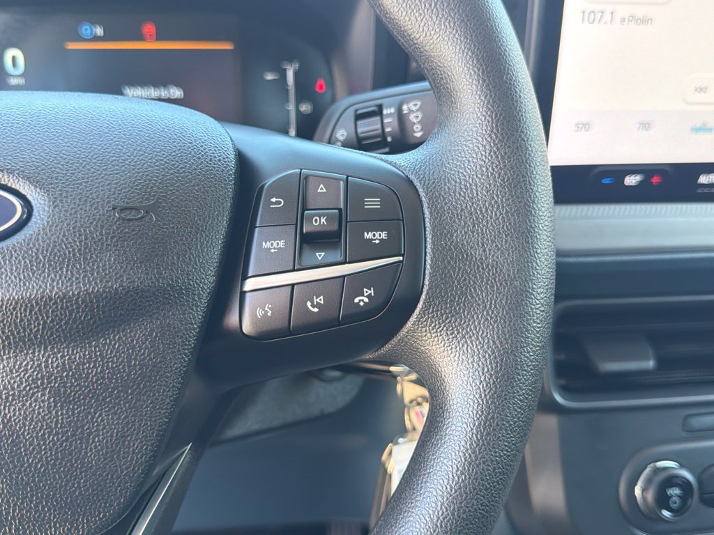 Certified 2025 Ford Maverick XL FWD image 28