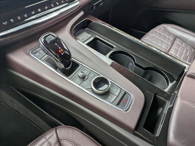 Used 2023 Cadillac Escalade Sport Platinum w/ Heavy-Duty Trailer Package image 12