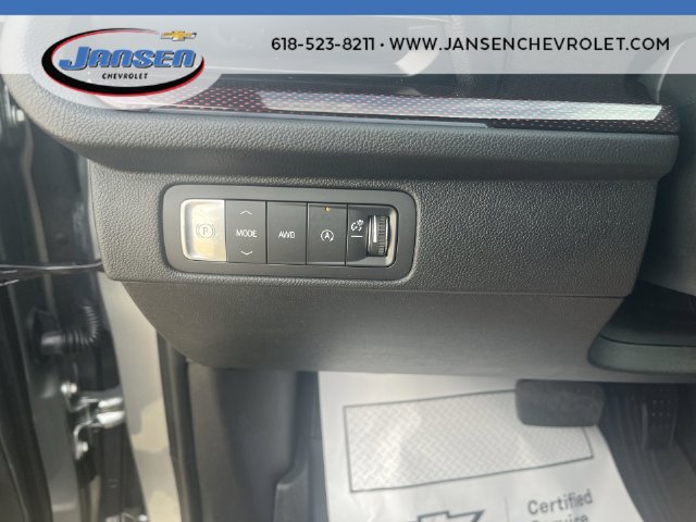 Used 2026 Chevrolet Traverse Z71 w/ LPO, Floor Liner Package AWD/4WD image 17