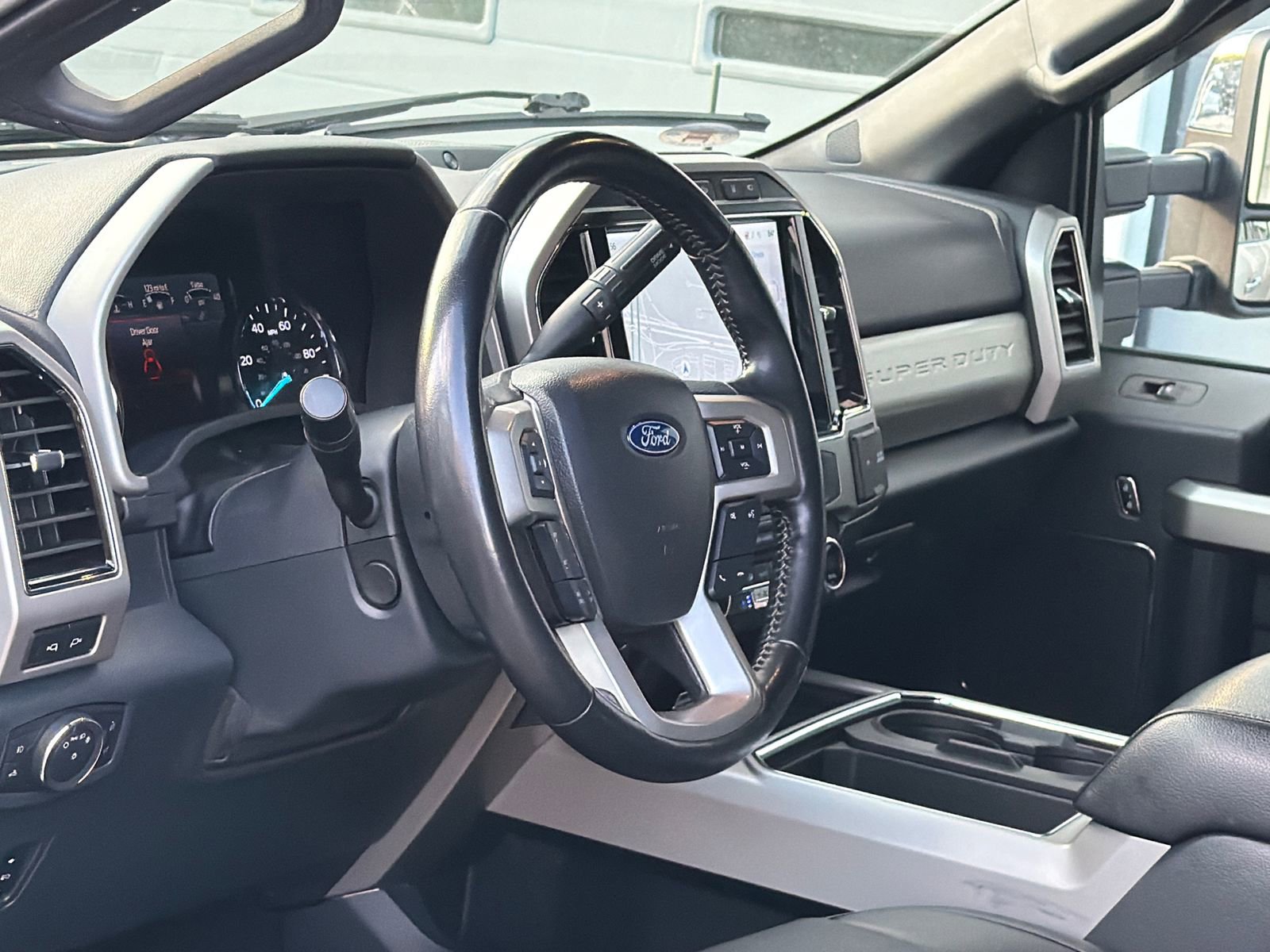 Used 2022 Ford F350 Lariat w/ Lariat Ultimate Package AWD/4WD image 16