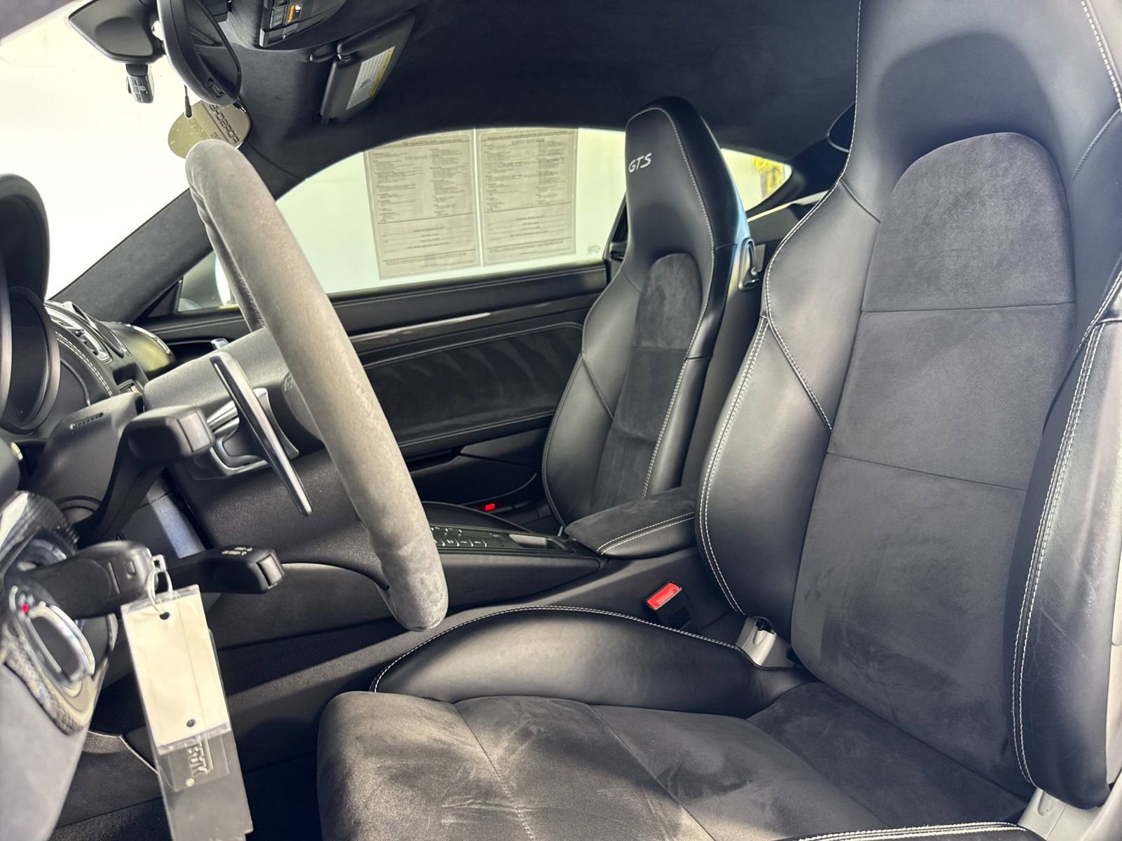 Certified 2016 Porsche Cayman GTS image 5
