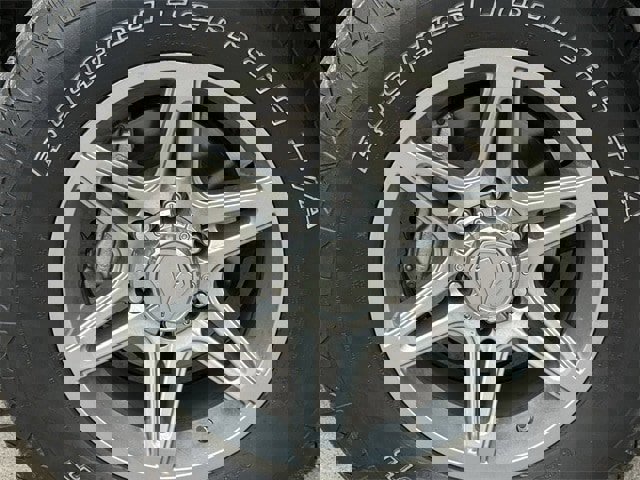 Used 2014 Toyota Tacoma PreRunner w/ SR5 Package image 11