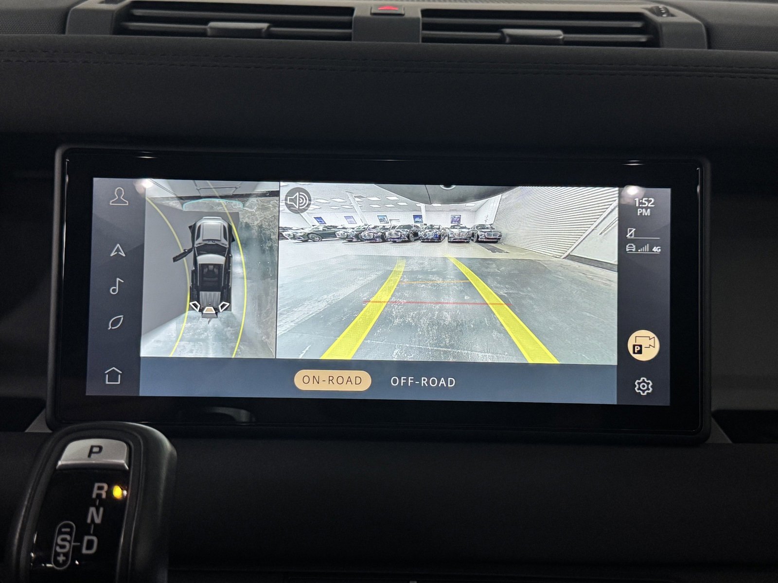 Used 2023 Land Rover Defender 110 S image 34