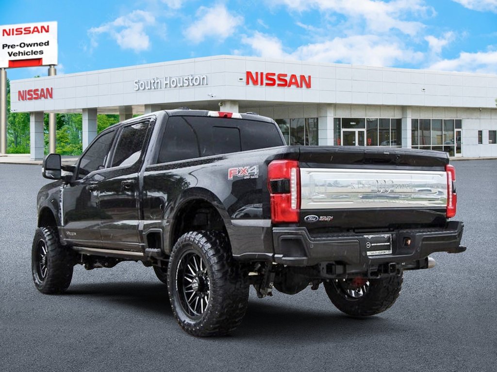Used 2024 Ford F250 King Ranch w/ FX4 Off-Road Package AWD/4WD image 3