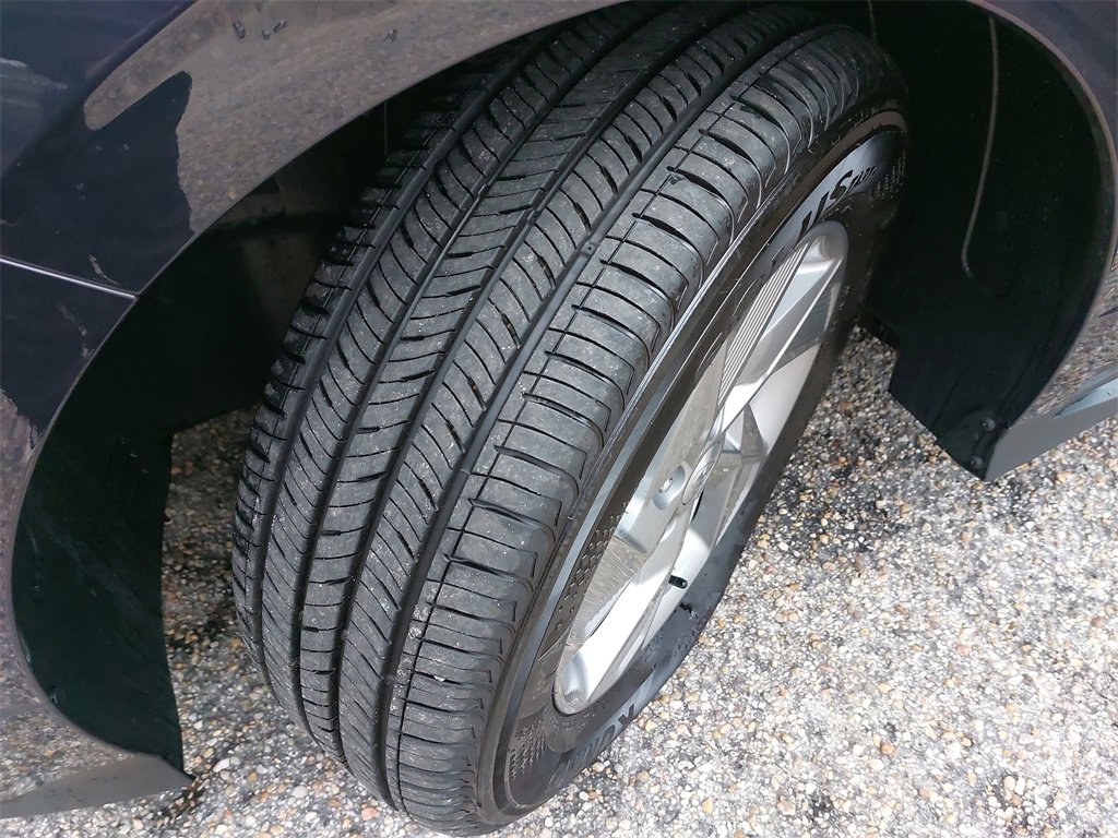 Certified 2025 Hyundai Sonata SE image 30