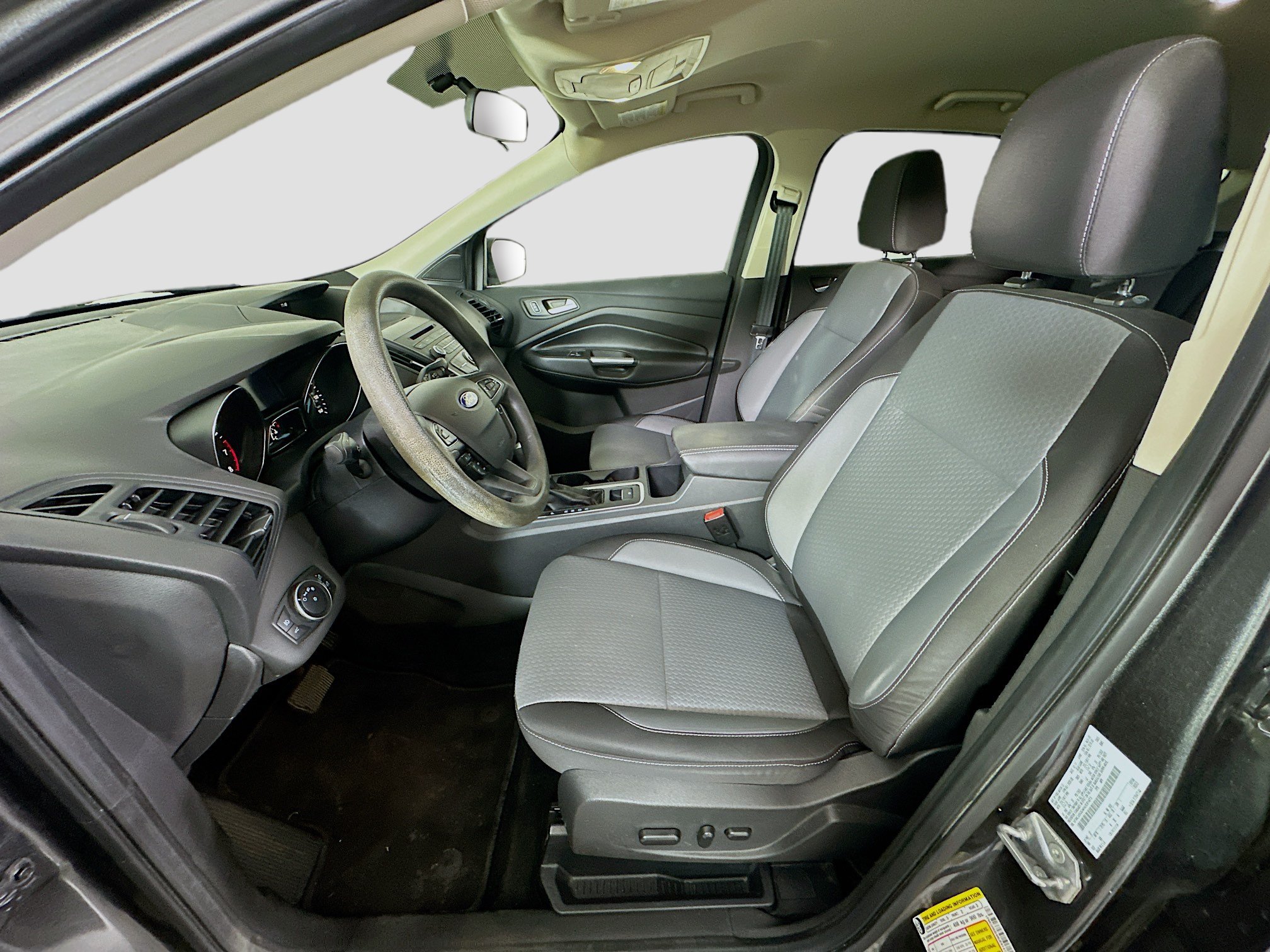 Used 2017 Ford Escape SE FWD image 13