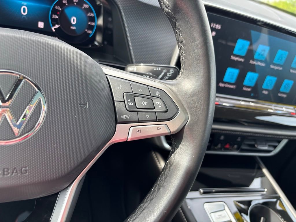 Used 2025 Volkswagen Atlas Cross Sport SEL Premium R-Line AWD/4WD image 37