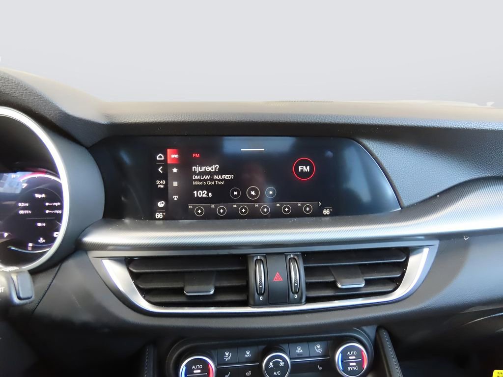 New 2025 Alfa Romeo Stelvio Sprint w/ Convenience Package image 23