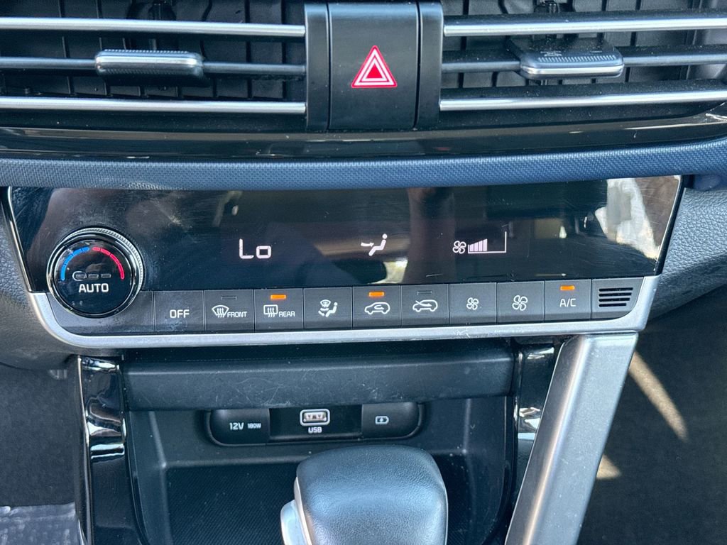 Used 2023 Kia Seltos S w/ Navigation Package FWD image 25